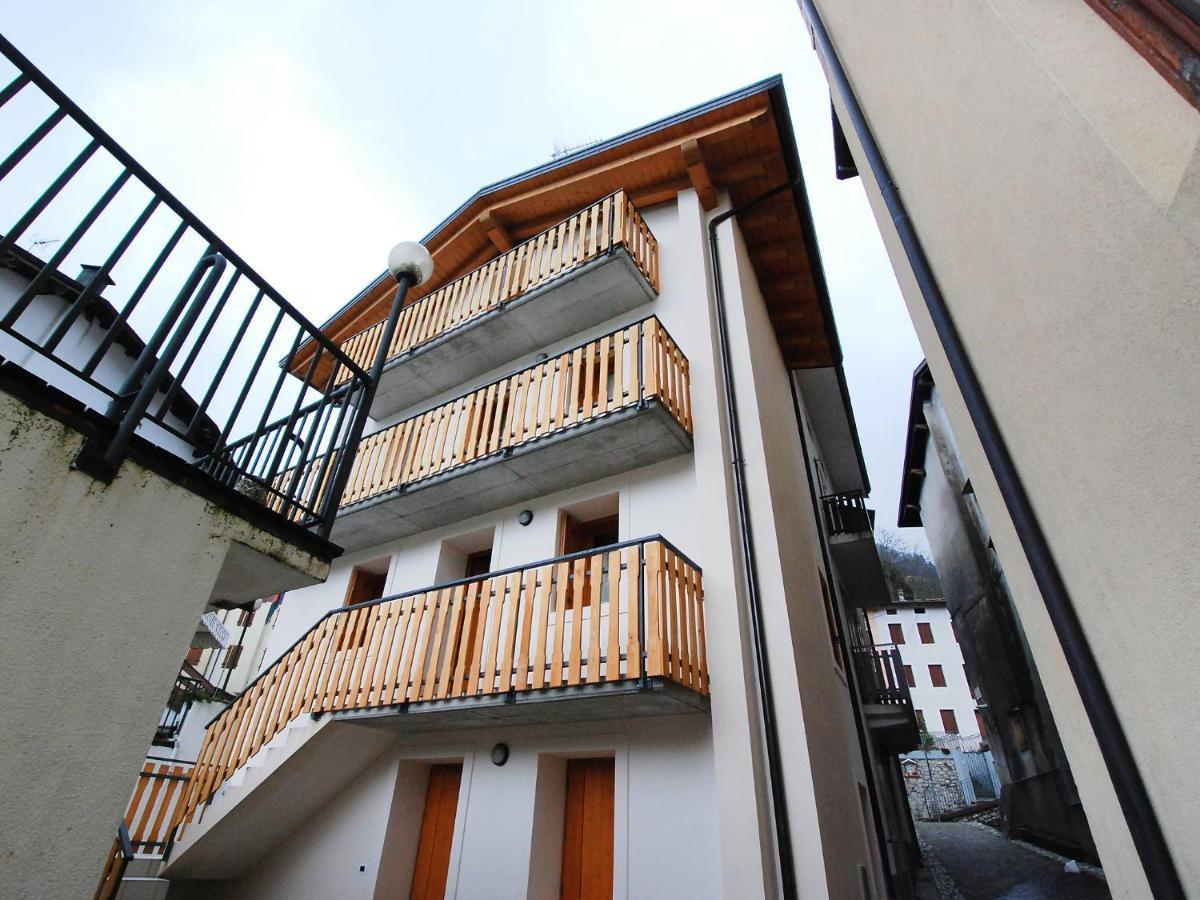 Holiday Home Albergo Diffuso - Cjasa Paron Cilli By Interhome Barcis Exteriör bild